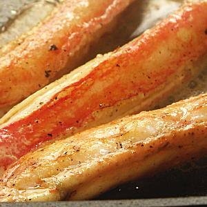 半殻カット済みカニしゃぶ 写真4